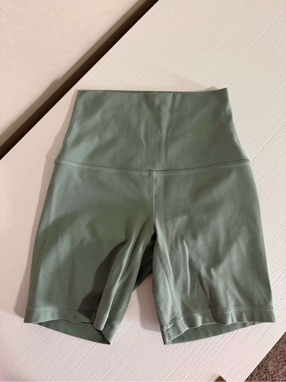 NWOT🍋🍋lululemon Align HighRise Sage Green Athletic 6” Bike Shorts🍋🍋